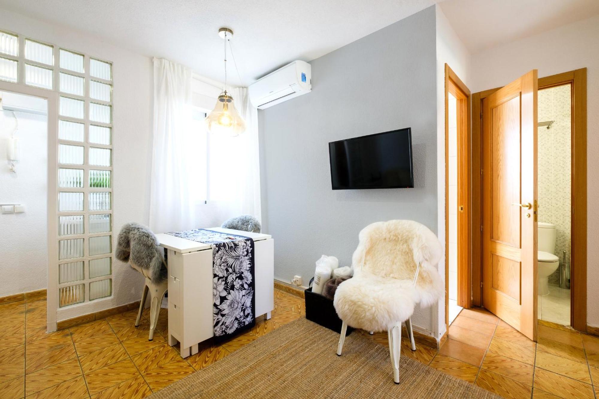 My City Home- Cozy Apartment At Aravaca Madrid Kültér fotó